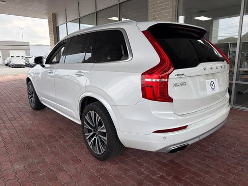 Used 2021 Volvo XC90 T6 Momentum AWD/4WD image 11