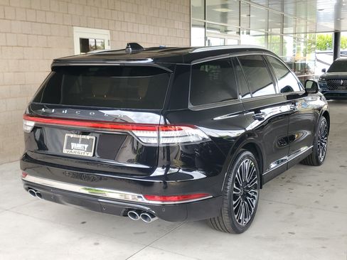 New 2026 Lincoln Aviator Black Label w/ Dynamic Handling Package AWD/4WD image 4