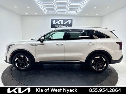 Certified 2025 Kia Sorento EX