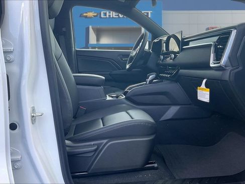 New 2026 GMC Canyon Elevation w/ Convenience Package RWD image 11