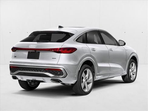 New 2026 Audi Q5 Premium AWD/4WD image 2