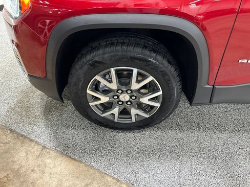 Used 2022 GMC Acadia SLE w/ Driver Convenience Package AWD/4WD image 31