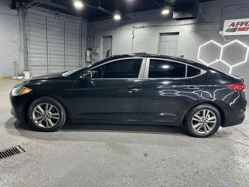 Used 2017 Hyundai Elantra Value Edition FWD image 8