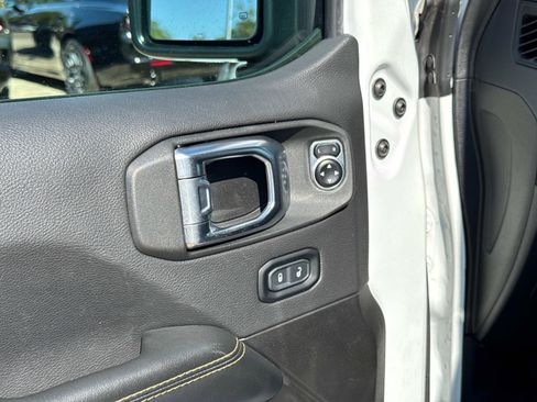 Certified 2024 Jeep Wrangler Unlimited Sahara AWD/4WD image 48