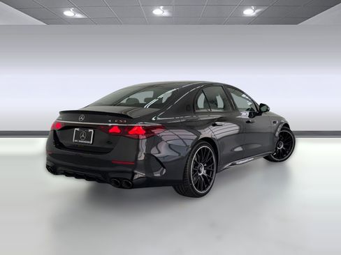 New 2026 Mercedes-Benz E 53 AMG e 4MATIC Sedan image 8