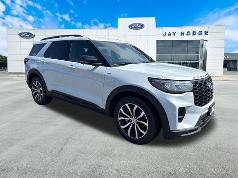 New 2026 Ford Explorer ST-Line w/ Premium Package RWD image 1