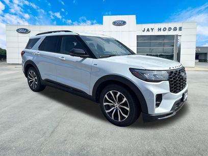 New 2026 Ford Explorer ST-Line w/ Premium Package