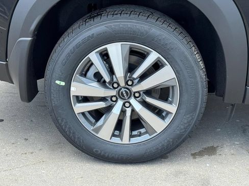 New 2026 Nissan Pathfinder SL AWD/4WD image 10