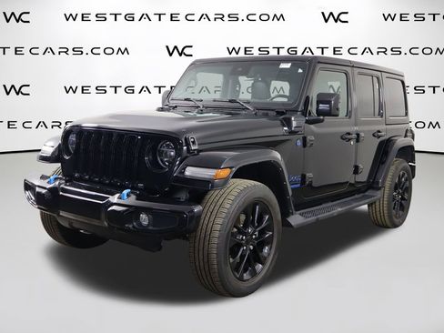 Used 2021 Jeep Wrangler Unlimited Sahara image 1