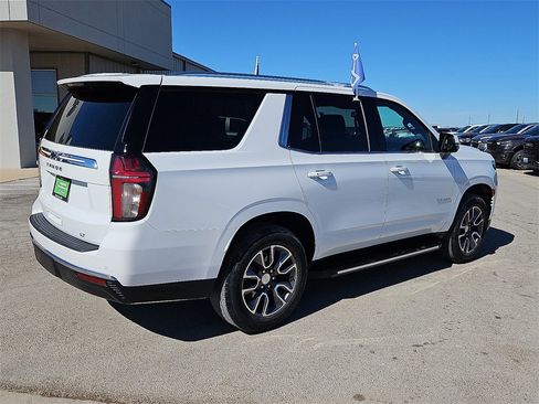 Used 2022 Chevrolet Tahoe LT w/ LT Signature Plus Package image 8