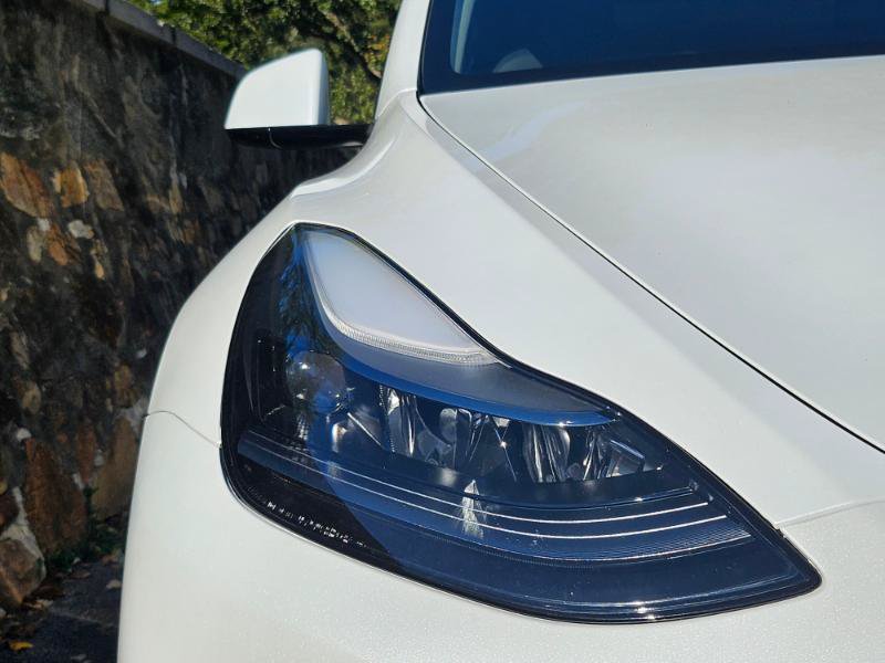 Used 2025 Tesla Model Y Long Range AWD/4WD image 25