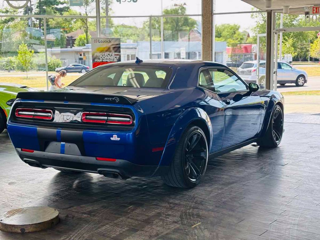 Used 2022 Dodge Challenger SRT Hellcat RWD image 8