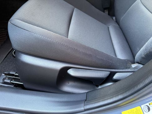 Used 2023 Toyota Prius LE AWD/4WD image 13
