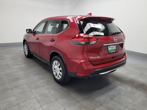 Used 2017 Nissan Rogue S FWD image 5