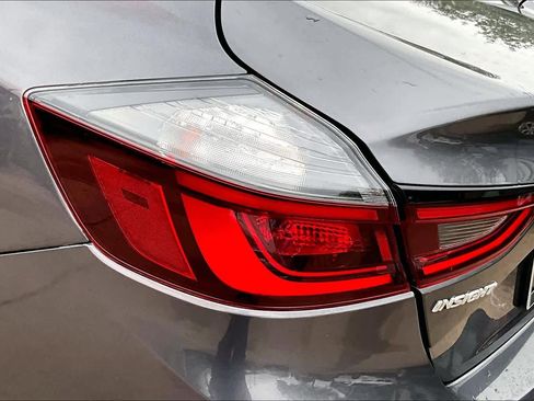 Used 2021 Honda Insight EX image 26