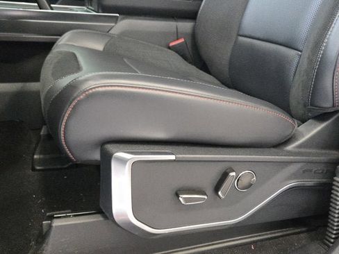 Used 2025 Ford F150 Raptor AWD/4WD image 23