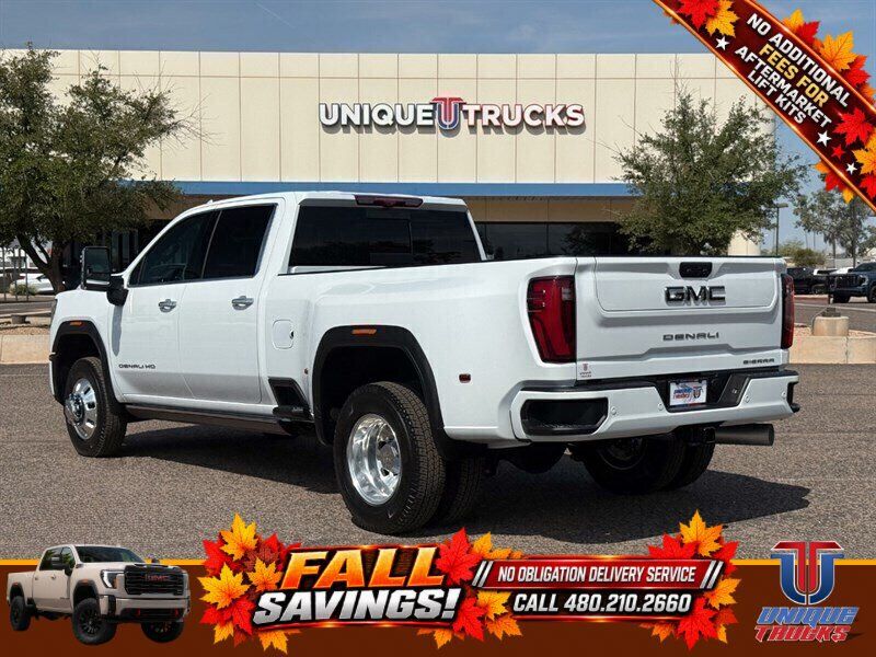 Used 2026 GMC Sierra 3500 Denali Ultimate AWD/4WD image 8