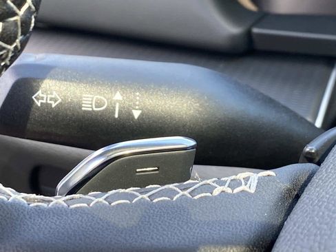 New 2025 Jeep Grand Cherokee Laredo image 16