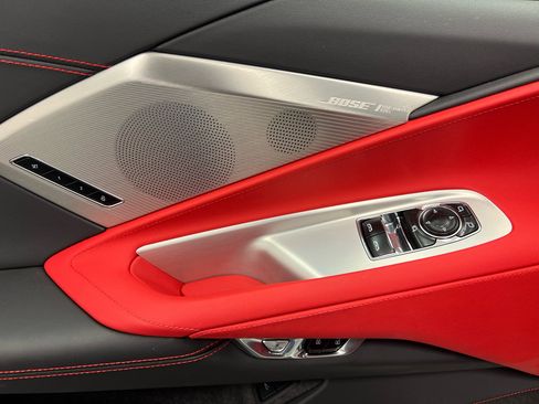 Used 2021 Chevrolet Corvette Stingray Preferred Cpe w/ Chrome Exterior Badge Package image 6