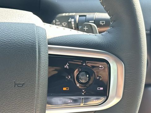 New 2026 Nissan Armada SL w/ Captain's Chari Seat Package AWD/4WD image 29