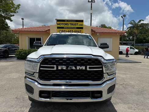 Used 2022 RAM 3500 Big Horn AWD/4WD image 8