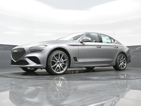New 2026 Genesis G70 2.5T Prestige image 13