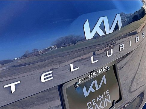 Certified 2024 Kia Telluride S w/ S Sunroof Package image 33