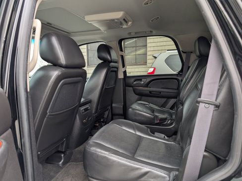 Used 2012 Chevrolet Tahoe LTZ image 21