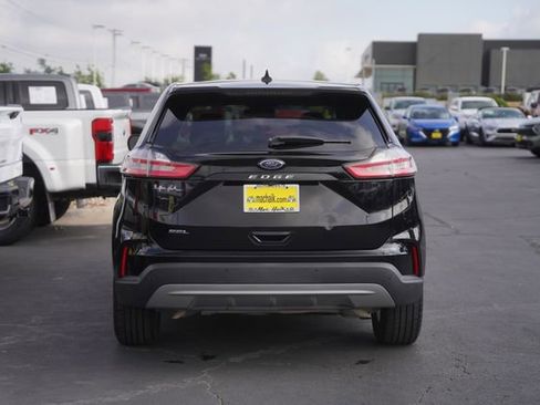 Used 2021 Ford Edge SEL w/ Convenience Package image 7