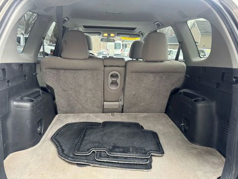Used 2012 Toyota RAV4 4WD V6 w/ Upgrade Value Pkg image 25