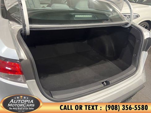 Used 2021 Toyota Corolla SE w/ SE Premium Package FWD image 17