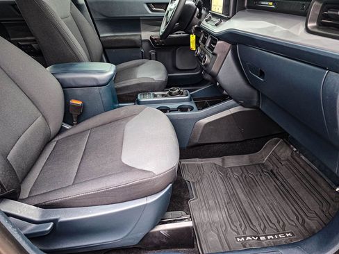 Used 2024 Ford Maverick XL image 37