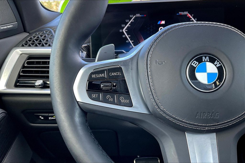 Certified 2025 BMW X5 xDrive40i w/ Executive Package AWD/4WD image 11