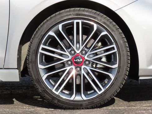 Used 2024 Kia Forte GT FWD image 19