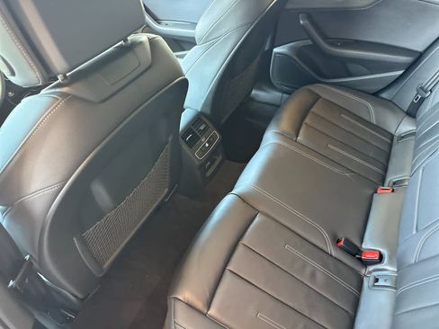 Used 2025 Audi A4 2.0T Premium w/ Convenience Package AWD/4WD image 4