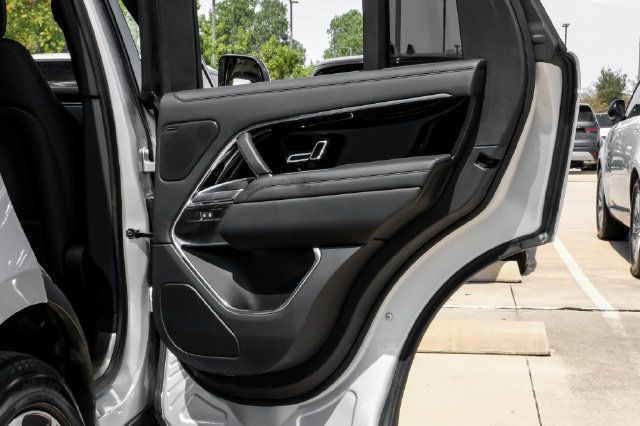 Used 2023 Land Rover Range Rover SE AWD/4WD image 49