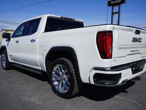 Used 2019 GMC Sierra 1500 Denali w/ Technology Package image 3