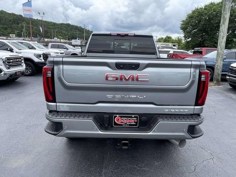 Certified 2025 GMC Sierra 3500 Denali w/ Denali Reserve Package AWD/4WD image 3