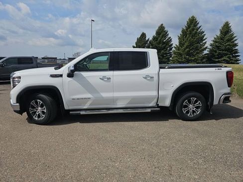 Used 2024 GMC Sierra 1500 SLT w/ SLT Convenience Package AWD/4WD image 2