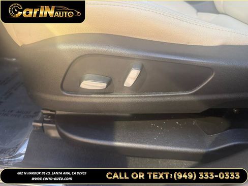 Used 2019 Cadillac XT5 FWD image 29