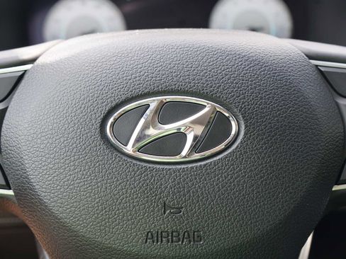 Used 2023 Hyundai Santa Fe SEL w/ Premium Package FWD image 14