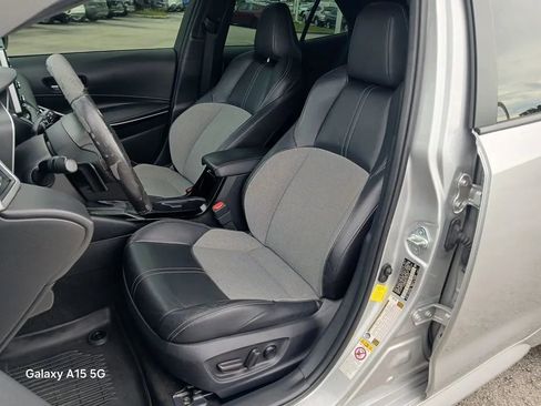 Used 2020 Toyota Corolla XSE image 28