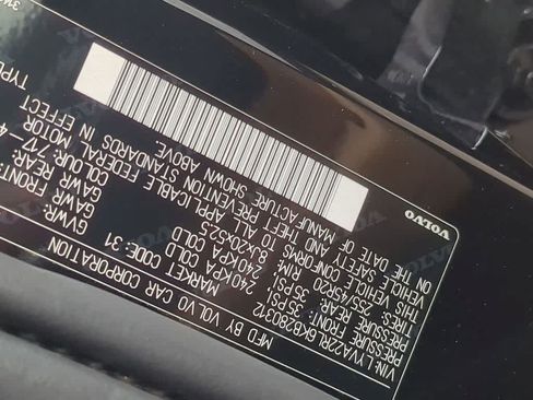 Used 2019 Volvo XC60 T6 Inscription w/ Protection Package Premier AWD/4WD image 32