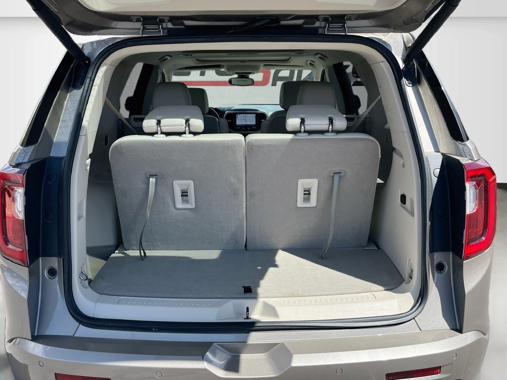 Used 2022 GMC Acadia Denali w/ Trailering Package FWD image 28