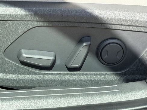 Used 2025 Hyundai Sonata SEL FWD image 27