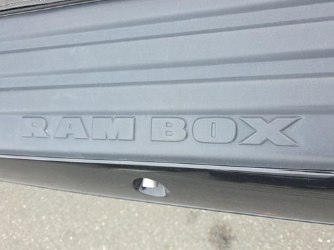 Used 2018 RAM 1500 Sport image 11