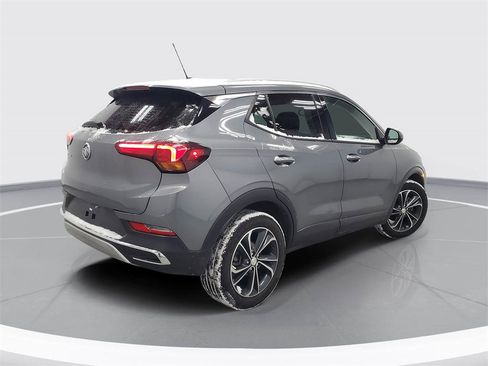 Used 2020 Buick Encore GX Essence image 3