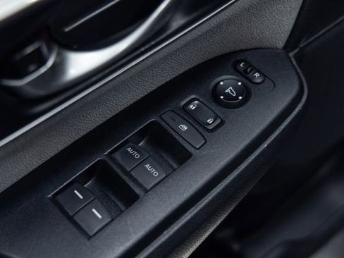 Used 2018 Honda CR-V EX image 12