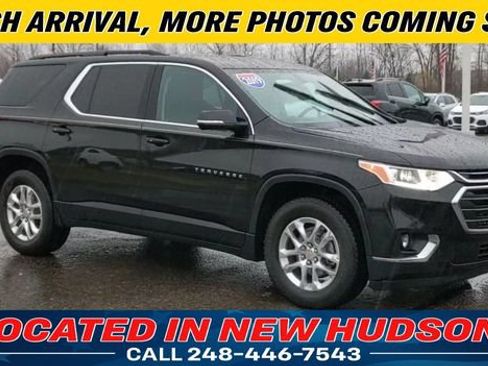 Used 2019 Chevrolet Traverse LT w/ LPO, Floor Liner Package AWD/4WD image 2