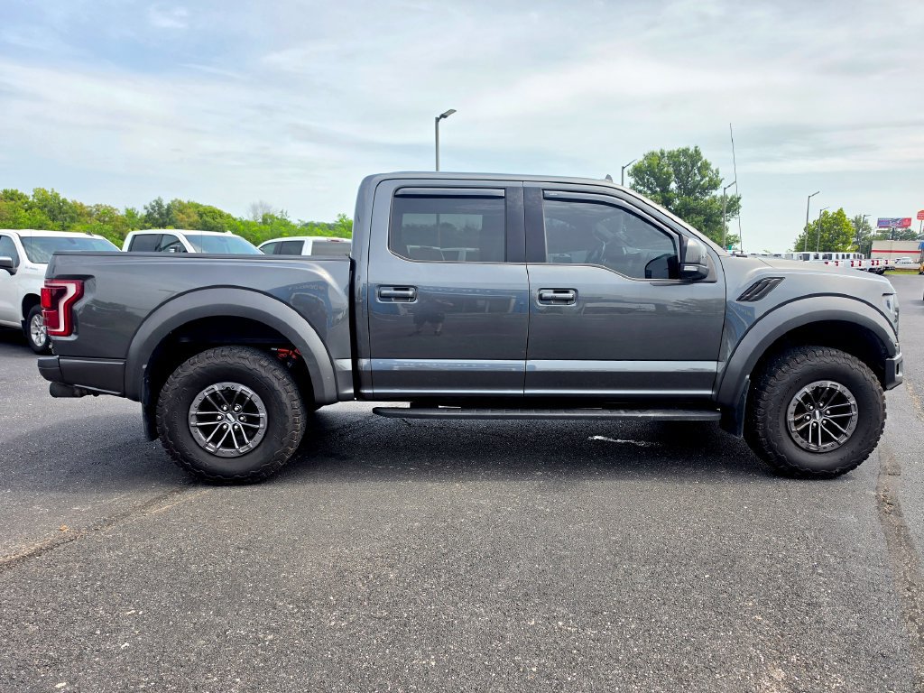 Used 2020 Ford F150 Raptor w/ Equipment Group 802A Luxury AWD/4WD image 11